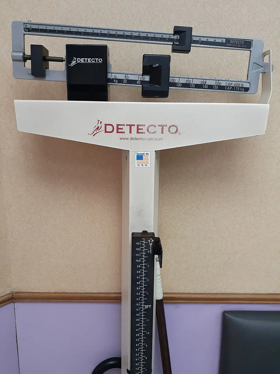 Medical scale used to measure patient weight