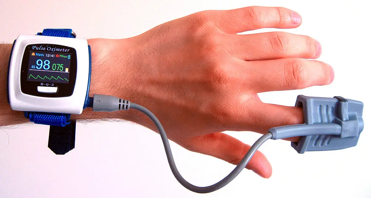 Pulse oximeter used to measure blood oxygen levels