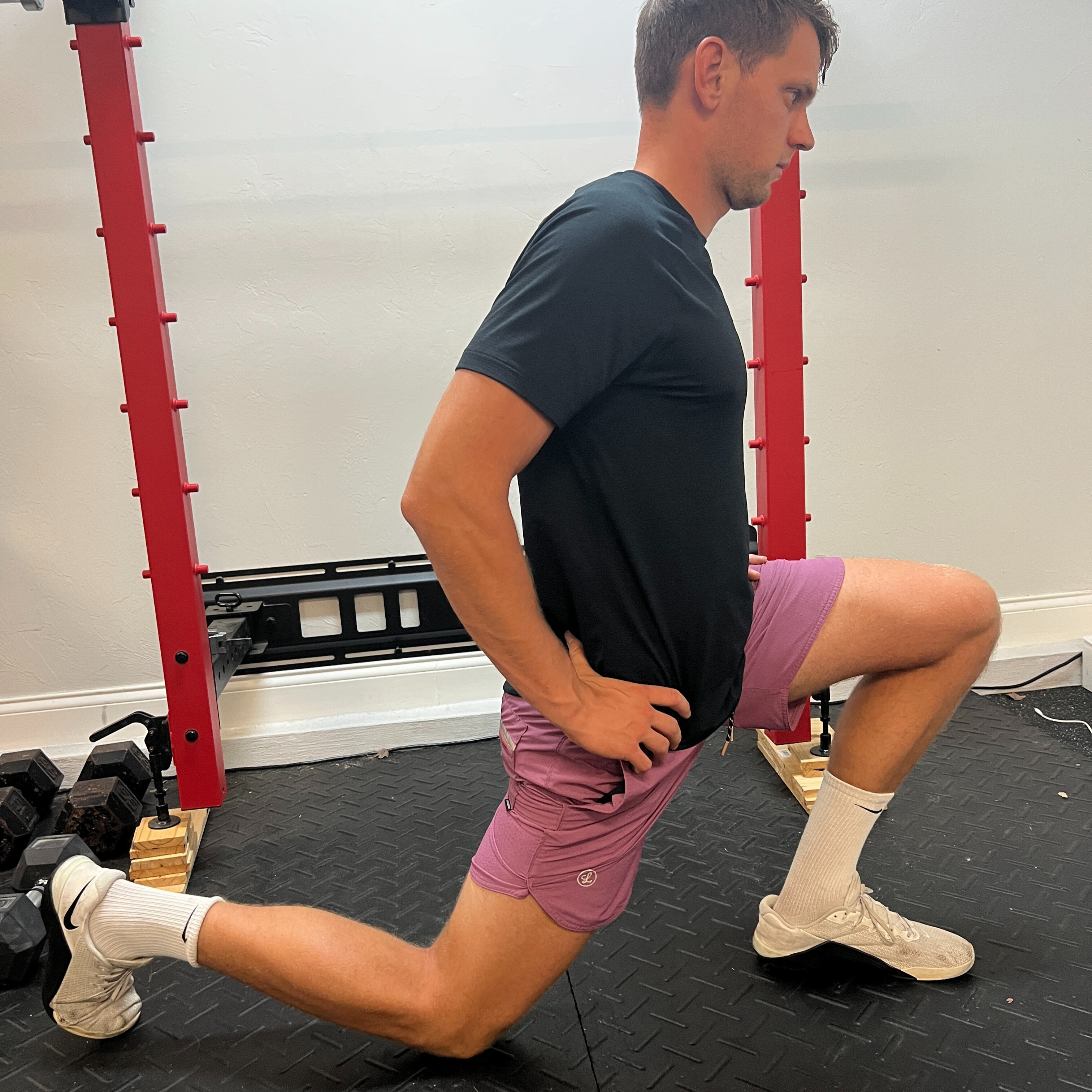 Forward lunge (fencer)