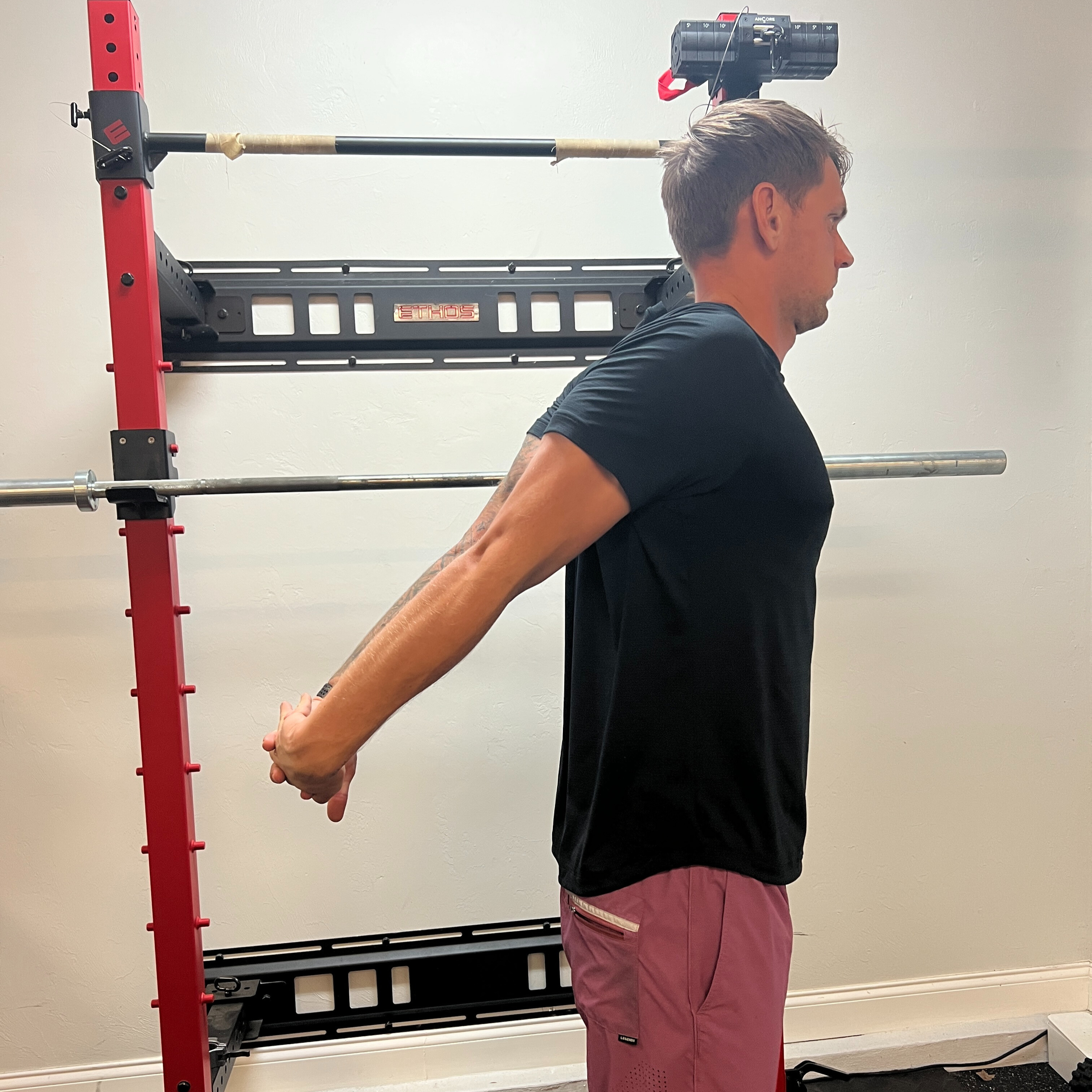 Straight arms behind back